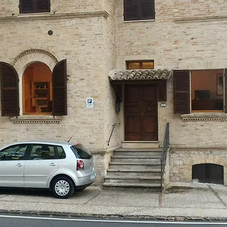 Lux Solis Apartment *
